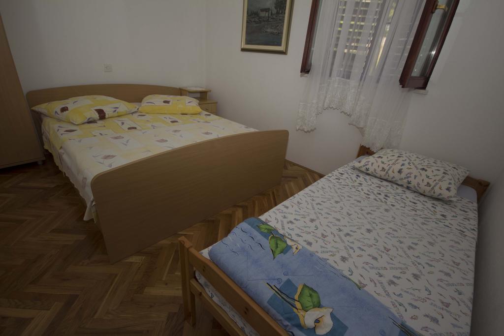 Apartments Garac Дугі-Рат Екстер'єр фото